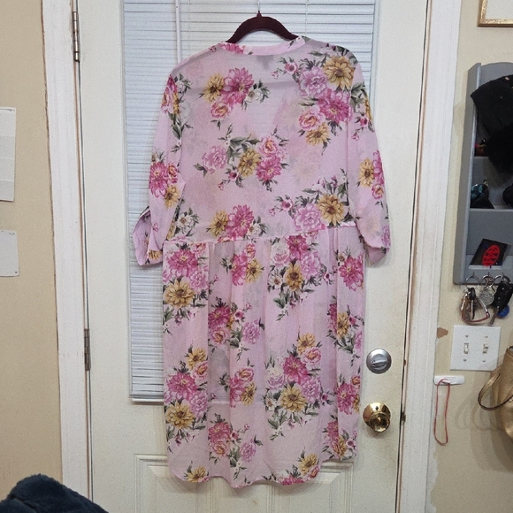 Torrid Light Pink Floral Tunic with Yellow Accents - Picture 4 of 6